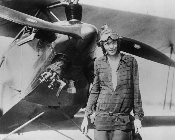 Phi công Amelia Earhart