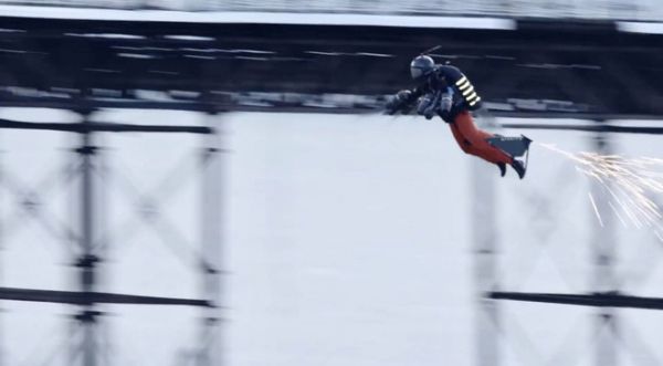 Iron Man ngoài đời thật, chế tạo giáp bay đạt tốc độ 140km/h 5