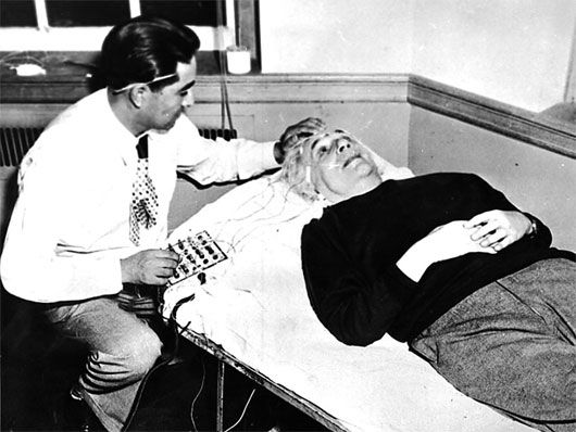 Albert Einstein nhà vật lí thiên tài của mọi thiên tài