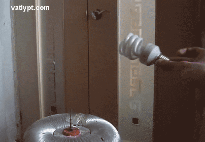 Nikola Tesla nhà vật lí của những phát minh nổi loạn