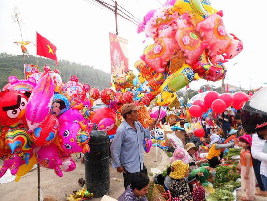 Tại sao bóng bay phát nổ có thể gây nguy hiểm 5